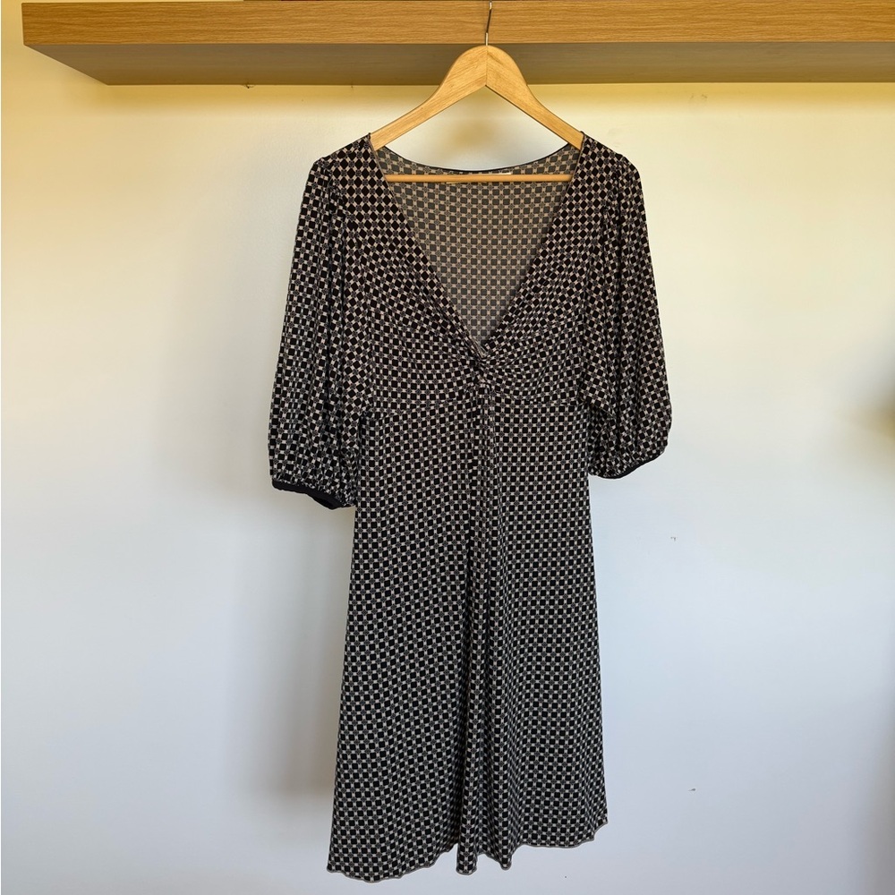 Max Studio Black and White Geometric Short Sleeve Dress
